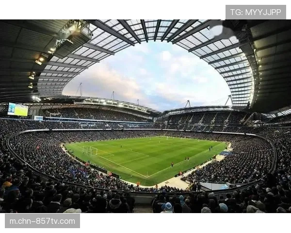 埃弗顿新球场建设进度过半,预计下赛季投入使用 埃弗顿新球场建设进度过半,预计下赛季投入使用